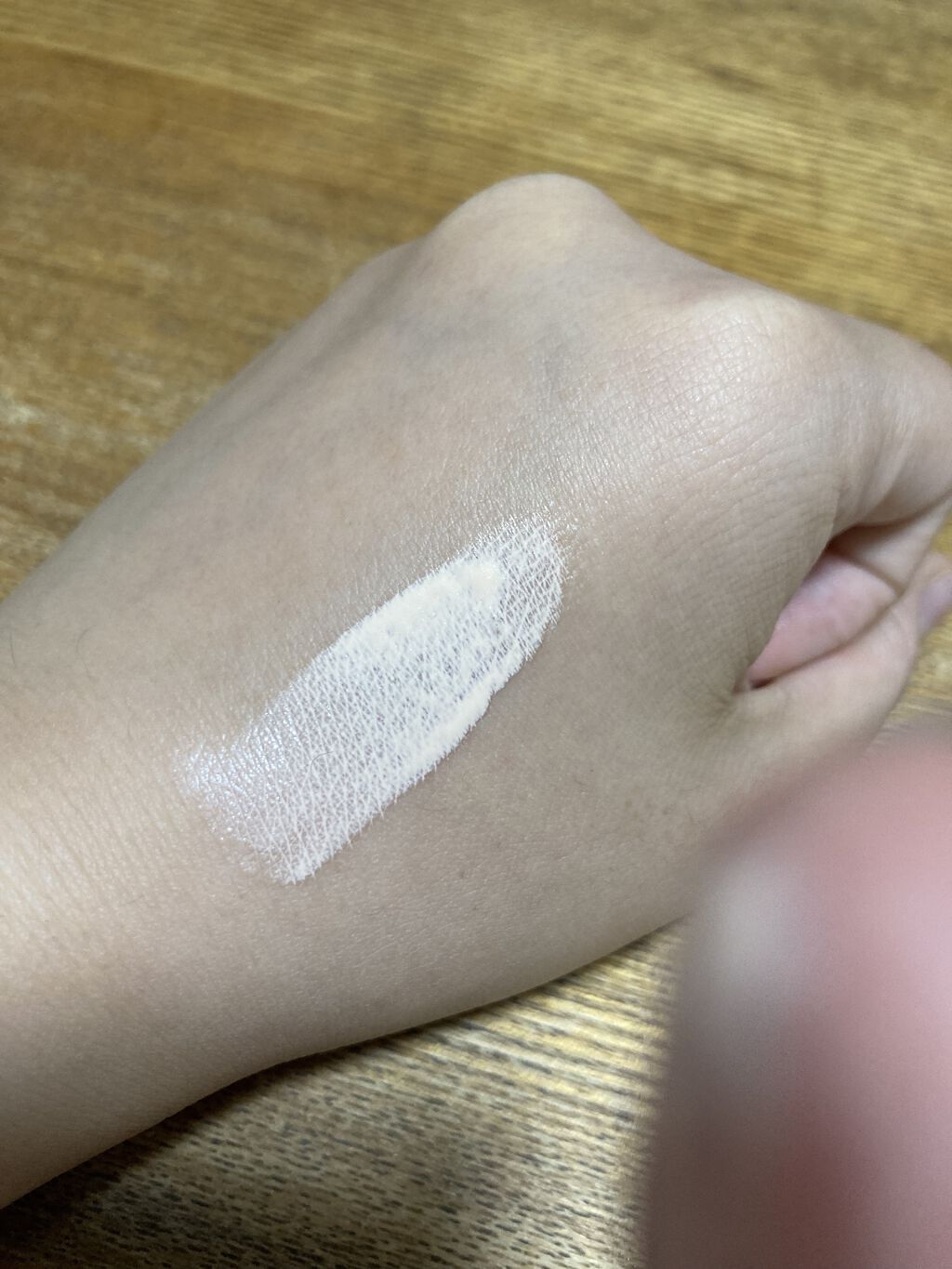 モイスチュアライジング ファンデーション プライマー/PAUL & JOE BEAUTE/化粧下地を使ったクチコミ（2枚目）