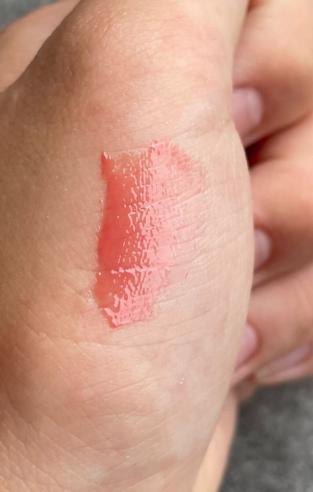 キス グロウ リップ オイル/REVLON/リップグロスを使ったクチコミ(2枚目)