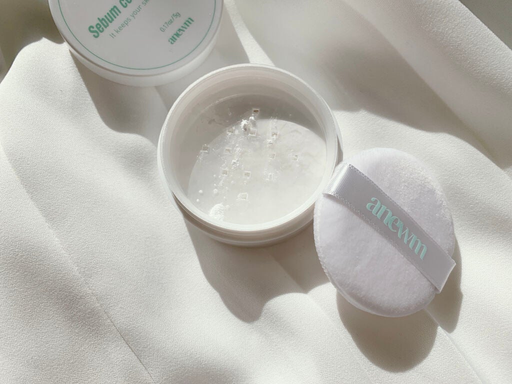 アニューム セバム コントロール パウダー/saat insight/ルースパウダーを使ったクチコミ(3枚目)