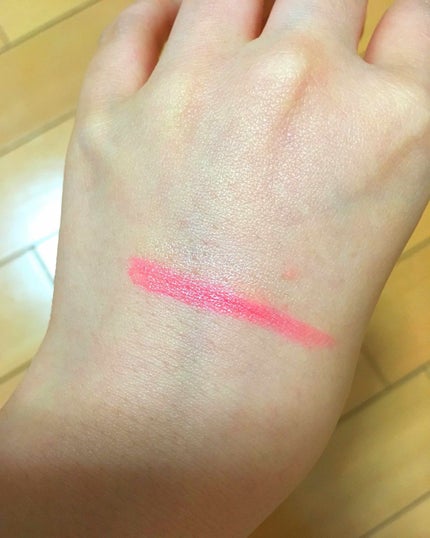 リップ フラッシュ ビッテン ストロボ/MAYBELLINE NEW YORK/口紅を使ったクチコミ(3枚目)