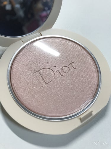 ディオールスキン フォーエヴァー クチュール ルミナイザー/Dior/プレストパウダーを使ったクチコミ（2枚目）