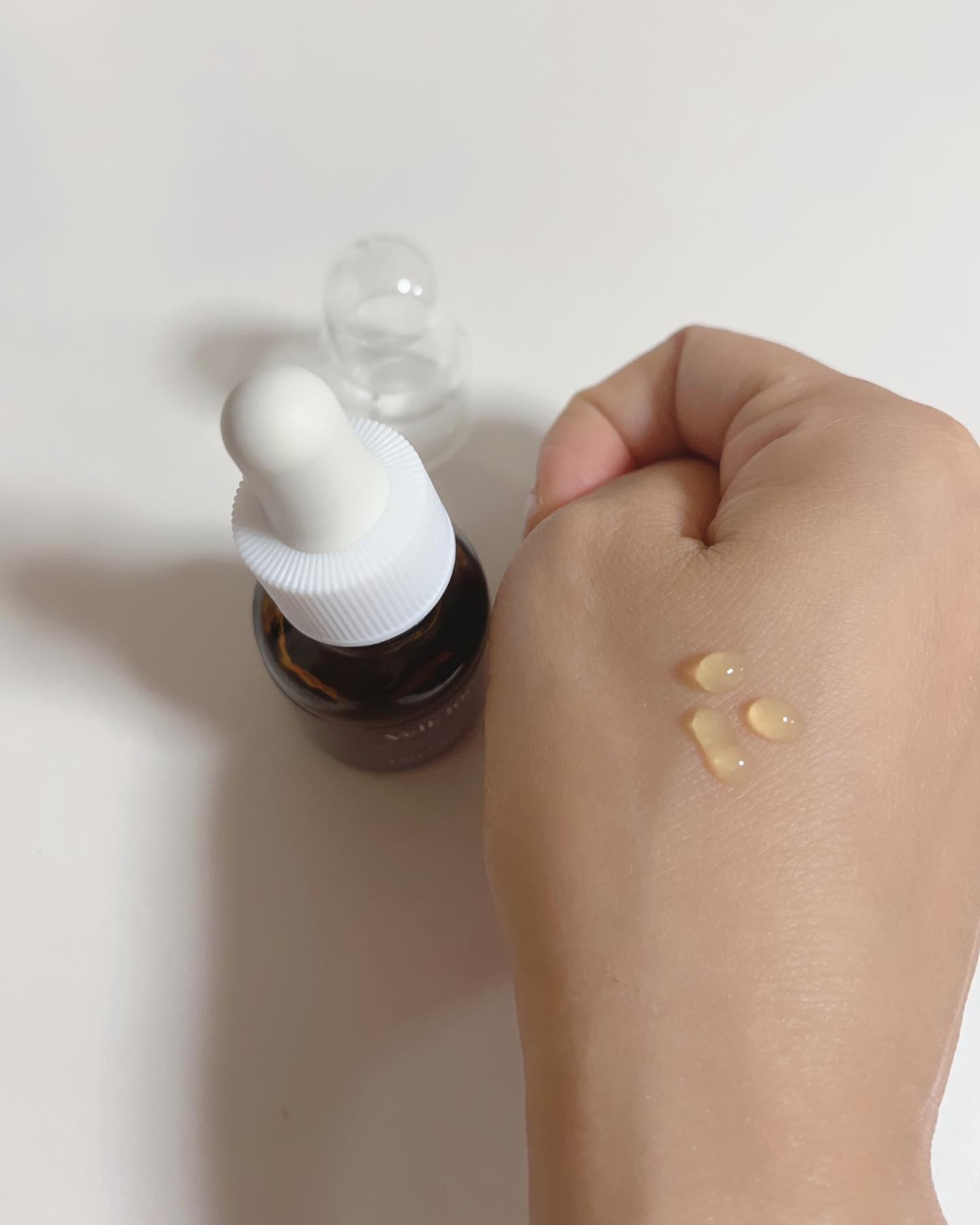 アイバッグリフトプレミアム/uruju/美容液を使ったクチコミ（3枚目）