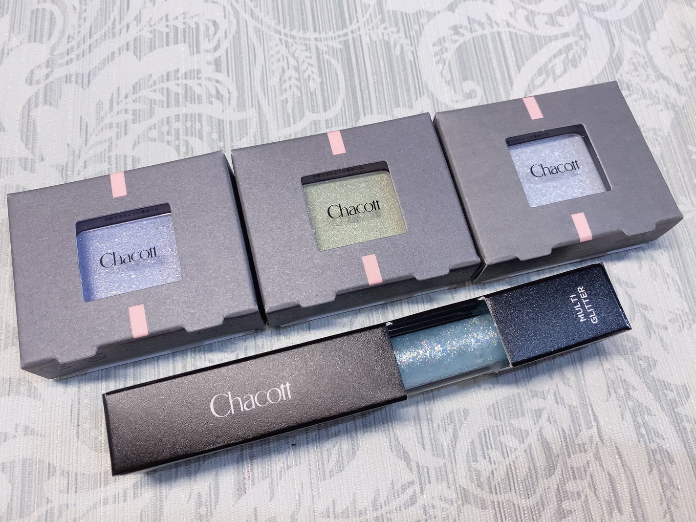 マルチカラーバリエーション トゥインクル/チャコット・コスメティクス/単色アイシャドウを使ったクチコミ(1枚目)