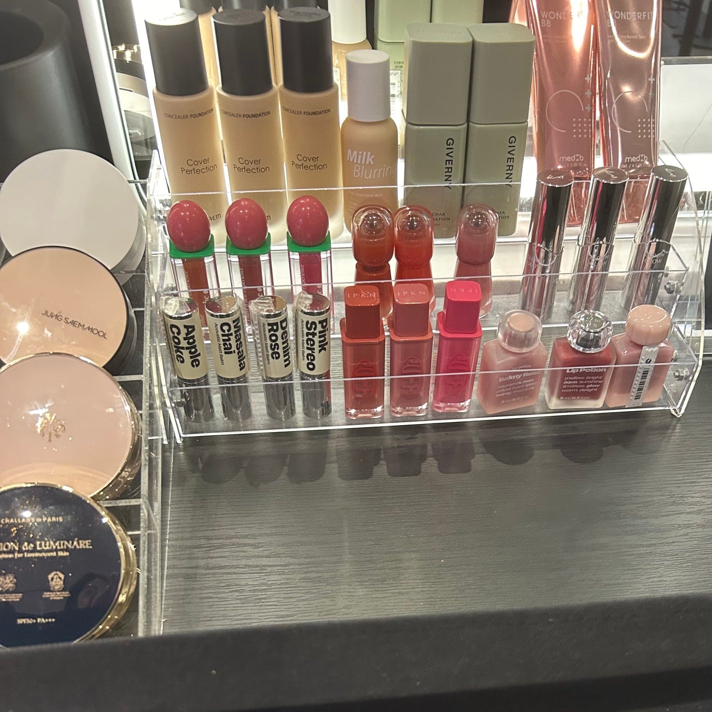 moðãã©ãã on LIPS ãå
æ¥ã®éåœã«ãŠð°ð·æ±å€§éã§è¡ãããŠããK-Beautyãã§ã¹ð..ãïŒ2æç®ïŒ