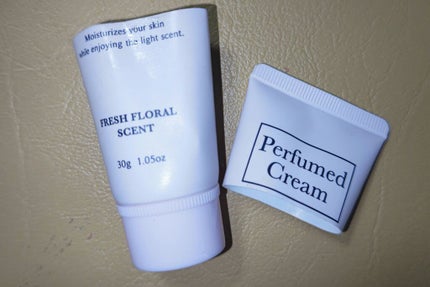 パフュームドクリーム/DAISO/ハンドクリームを使ったクチコミ(2枚目)