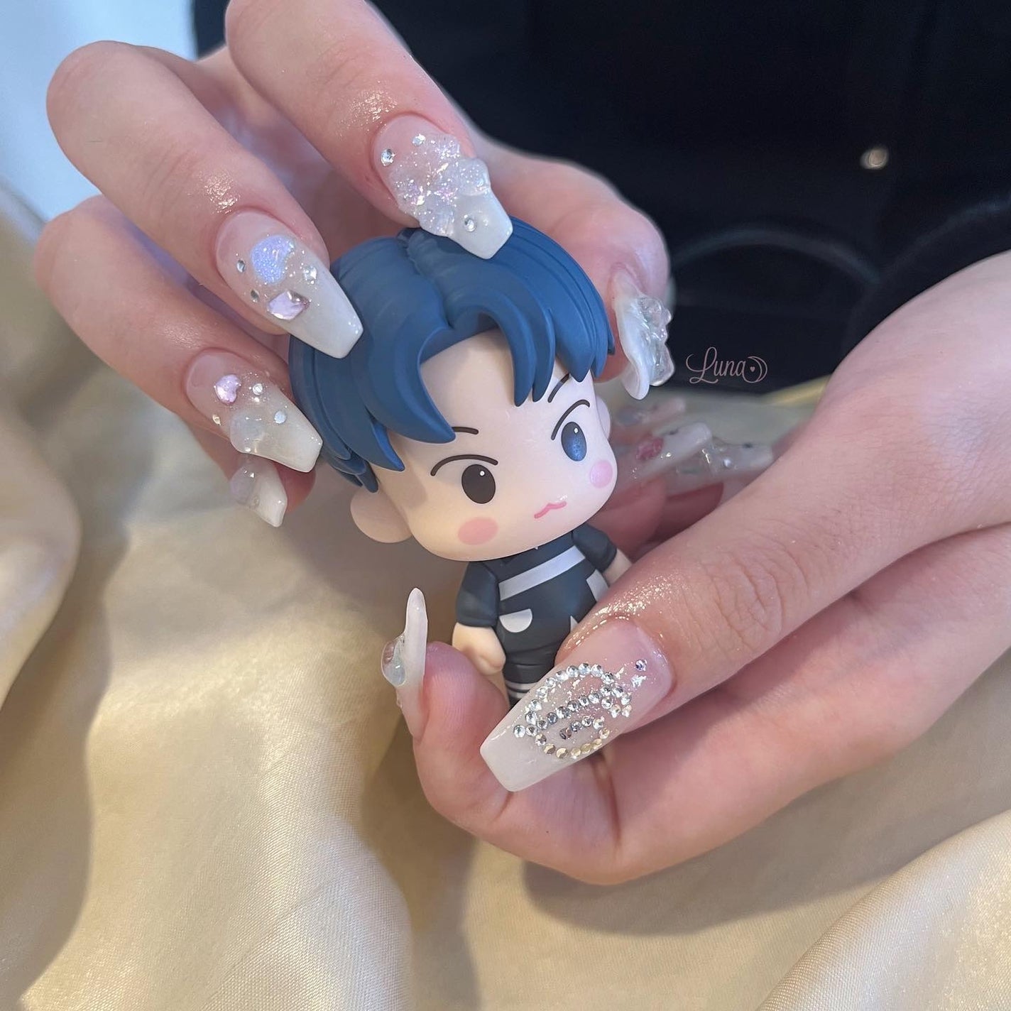 Iuna. Mizuki on LIPS 「.スペシャルプラン🤍✨#nail#nailstagram#ge..」(2枚目)