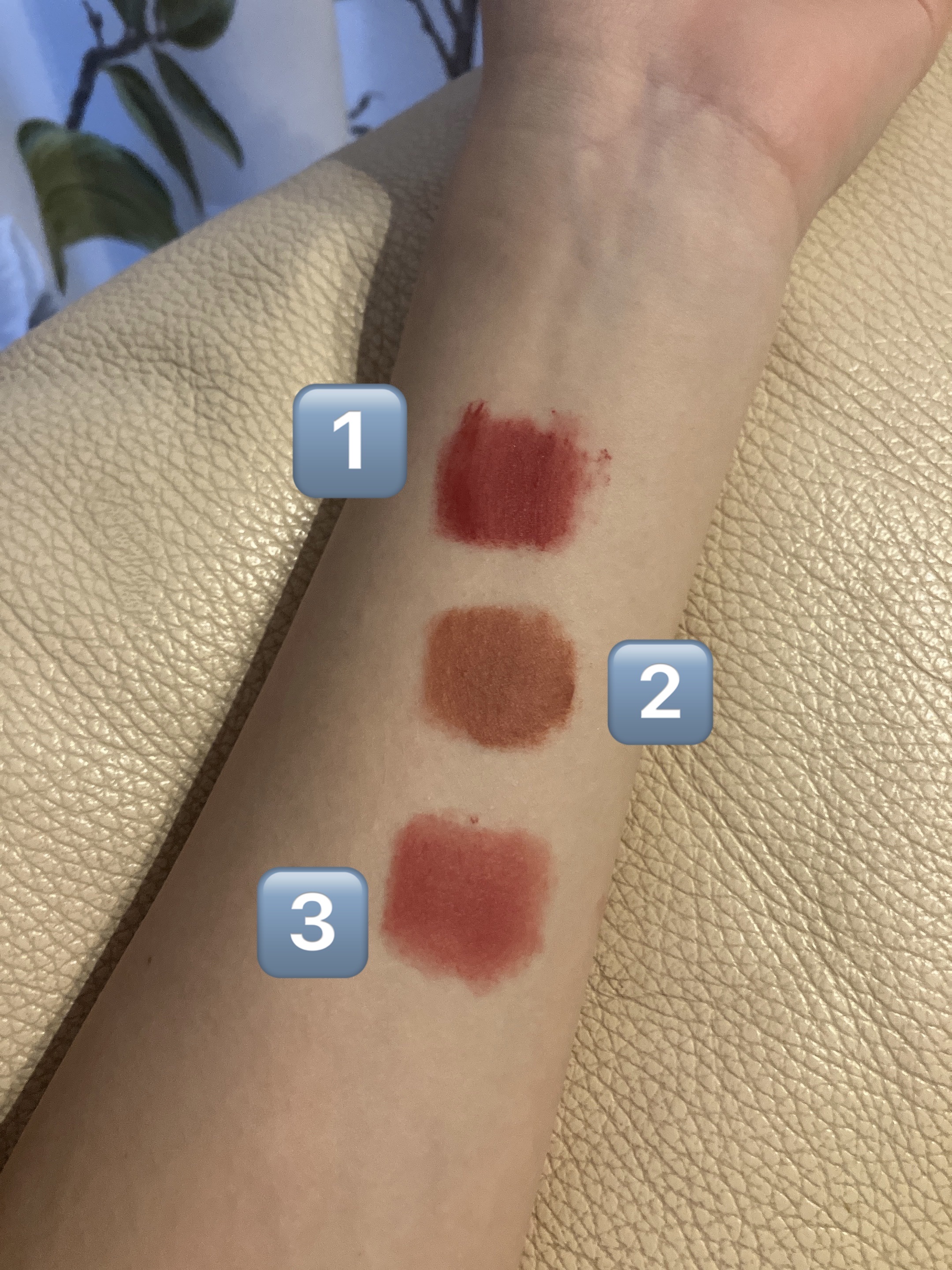 カスタマイズエアリーリップマッド C2 フレンチラズベリー/INTO U/口紅を使ったクチコミ（2枚目）