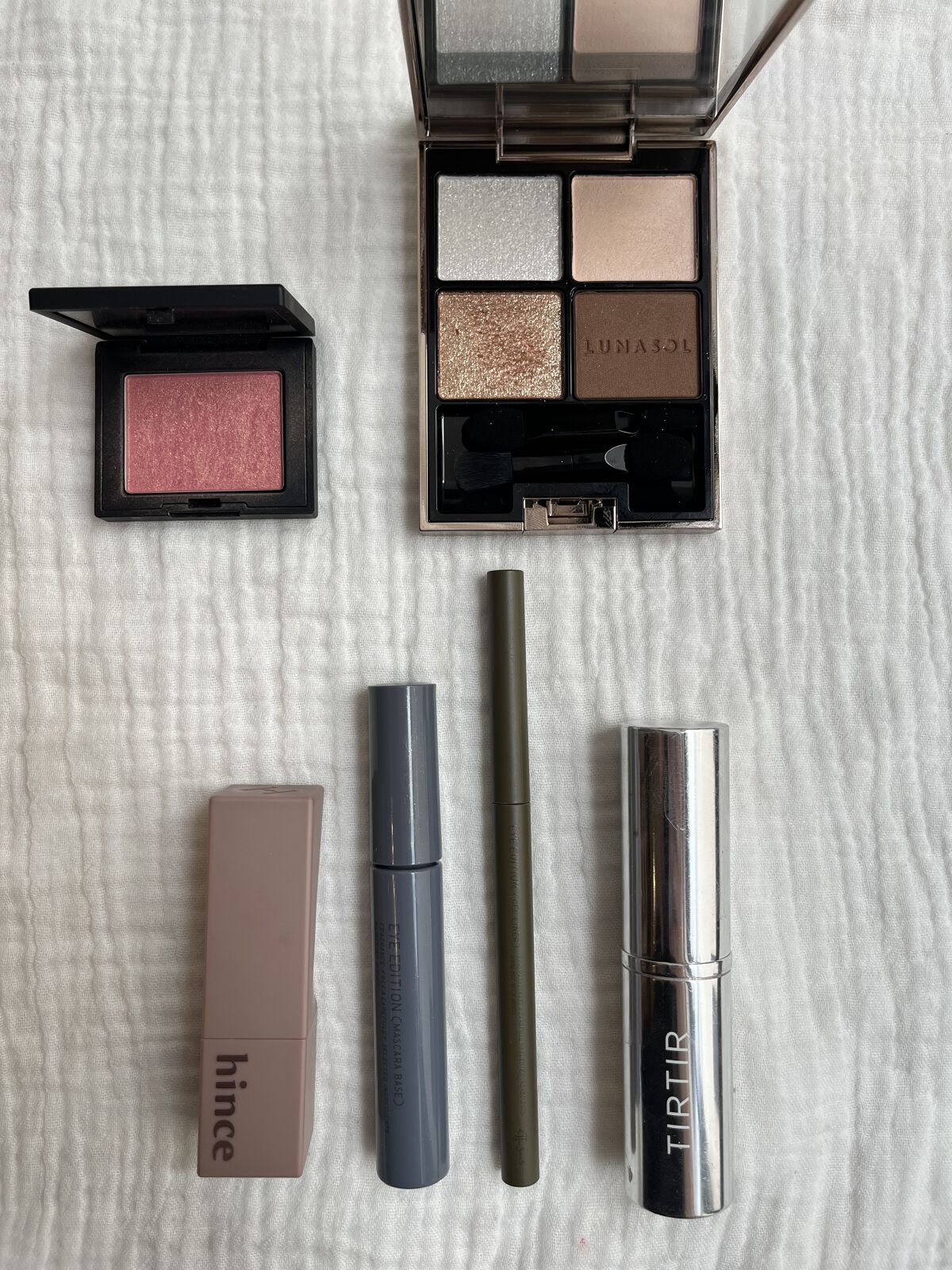 ブラッシュ ミニ 4100/NARS/パウダーチークを使ったクチコミ（1枚目）