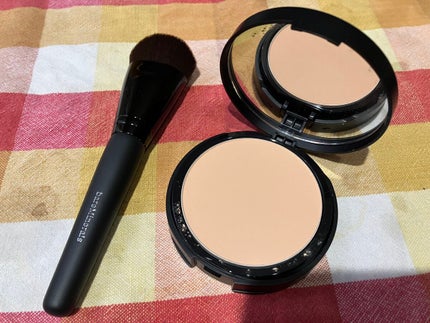 ベアプロ 16HR パウダー ファンデーション/bareMinerals/パウダーファンデーションを使ったクチコミ(2枚目)