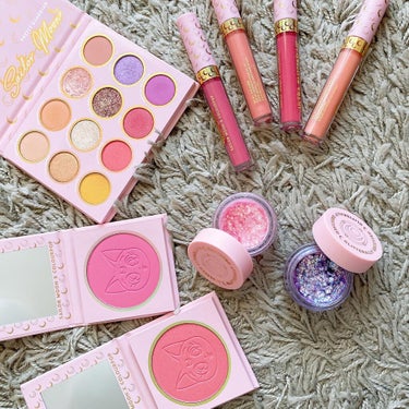 ColourPop  プリティガーディアン シャドウパレットのクチコミ「セーラームーンのコスメ、
カラーポップからで出るのはご存知？

日本では買えないので🥲私はバイ.....」（2枚目）