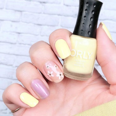 マカロンカラーで春っぽネイル🏵️

●ORLY 
・48685 レモネード

●NAIL HOLIC 
・PU124 ブルーベリー

●パラドゥ 
ネイルファンデーション
・PK02 #エンゲージピンク

#セルフネイル初心者 #ポリッシュ派 #ポリッシュネイル #セルフネイル部 #ポリッシュネイル部 #セルフネイル練習中 #パラドゥネイル部 #パラドゥ #パラドゥネイルファンデーション ル #オーリーネイル #orlynails #春ネイル #春ネイル2023 #mattemacaron #マットマカロン #マカロンカラーネイル #パステルカラーネイル #今日のネイル #指先にマカロンみの画像 その1