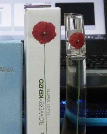 FLOWER BY KENZO　ＥＡＵ　ＤＥ　ＰＡＲＦＵＭ/KENZO/香水(レディース)を使ったクチコミ（2枚目）