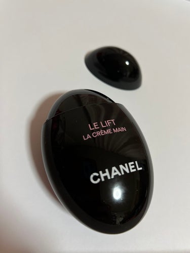 ル リフト ラ クレーム マン/CHANEL/ハンドクリームを使ったクチコミ（1枚目）