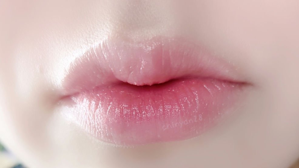 チューインガムベルベットティント/KIRSH(キルシー)/リップティントを使ったクチコミ（2枚目）