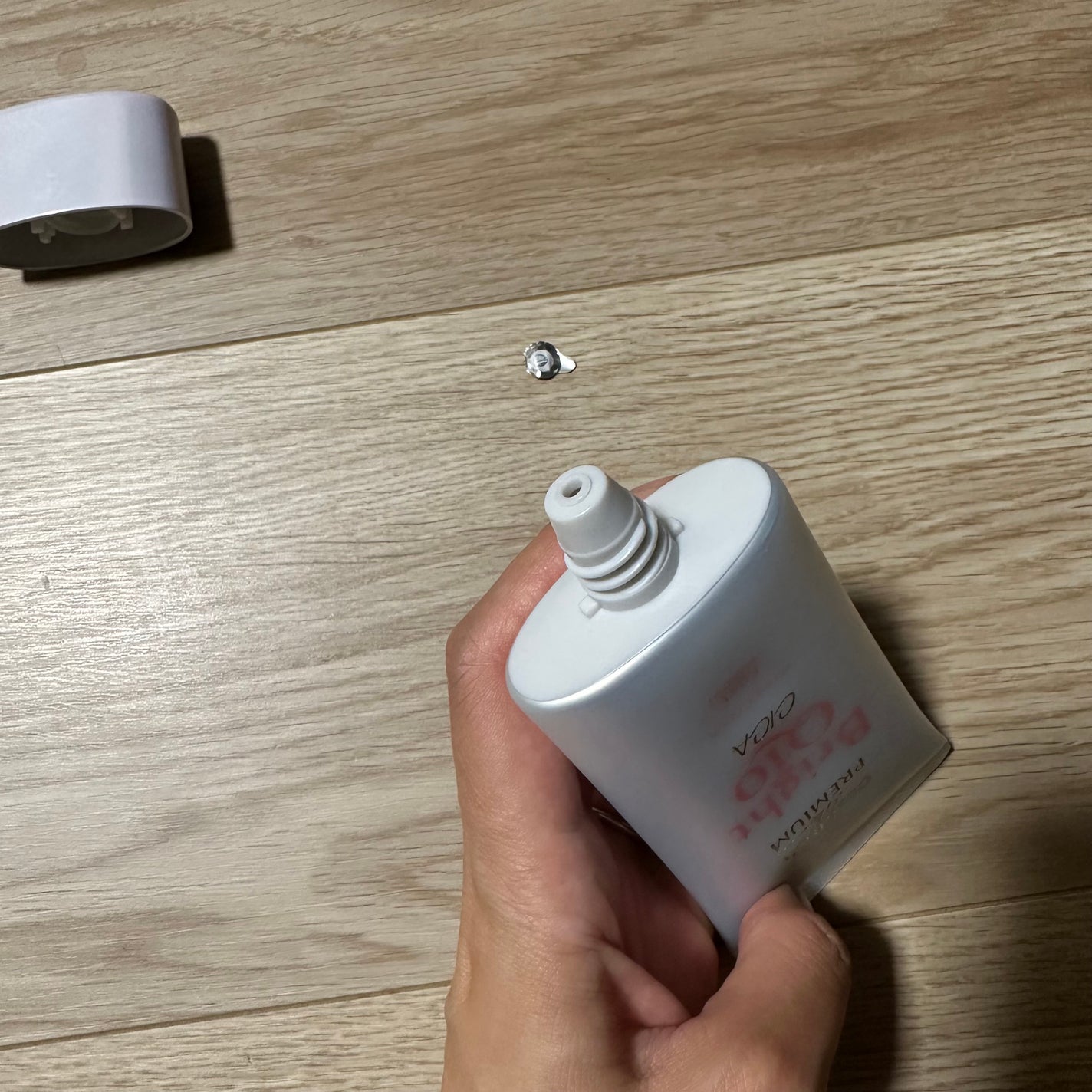 コエンリッチ ザ プレミアム ライトアップ モイストガード ハンドクリーム/コエンリッチQ10/ハンドクリームを使ったクチコミ(3枚目)