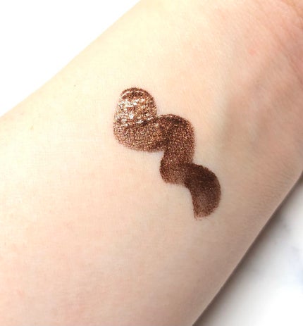 ロイヤルシャドウ リキッドアイシャドウ/DOLCE&GABBANA BEAUTY/リキッドアイシャドウを使ったクチコミ(2枚目)