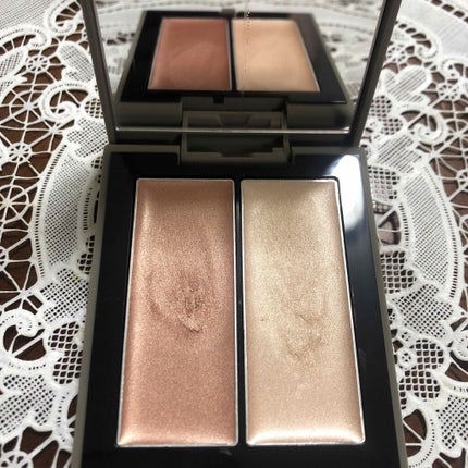 THREE シマリング グロー デュオ/THREE/クリームハイライトを使ったクチコミ(2枚目)