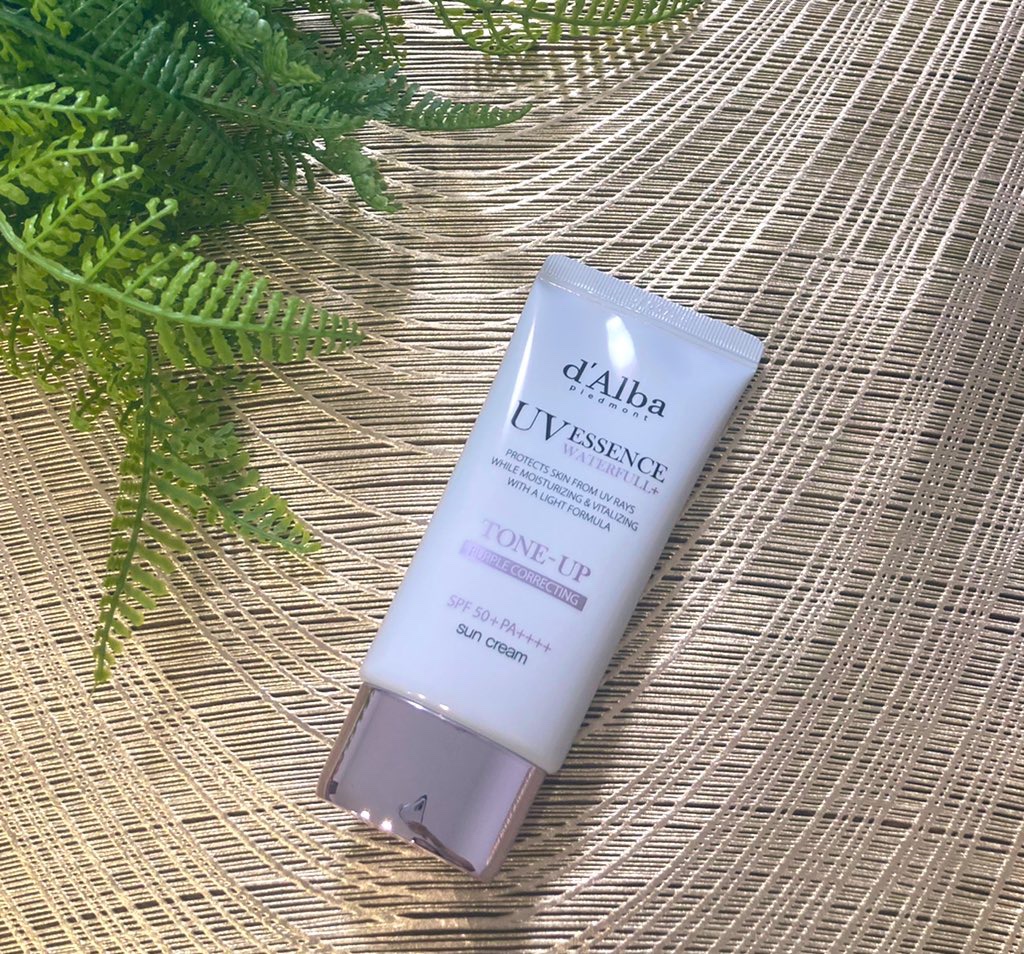 ダルバ ウォータフル トーンアップ サンクリーム(パープル)/ダルバ/日焼け止めクリームを使ったクチコミ（1枚目）