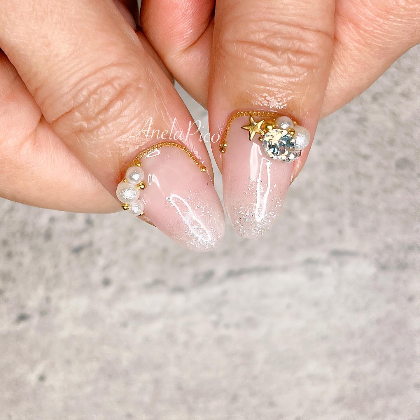 #ネイル,#純国産ジェルネイル,#ジェルネイル,#ブライダルネイル,#花嫁ネイル,#キラキラネイルのネイルデザイン