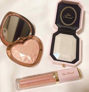 ダイヤモンドライト マルチユース ハイライター/Too Faced/ハイライトを使ったクチコミ（2枚目）