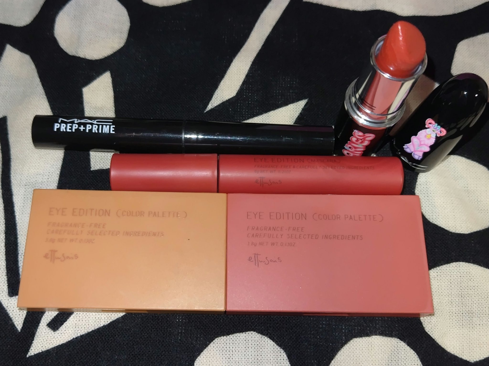 ラスターガラス リップスティック ローカル セレブ（牡羊座）限定パッケージ/M・A・C/口紅を使ったクチコミ（1枚目）