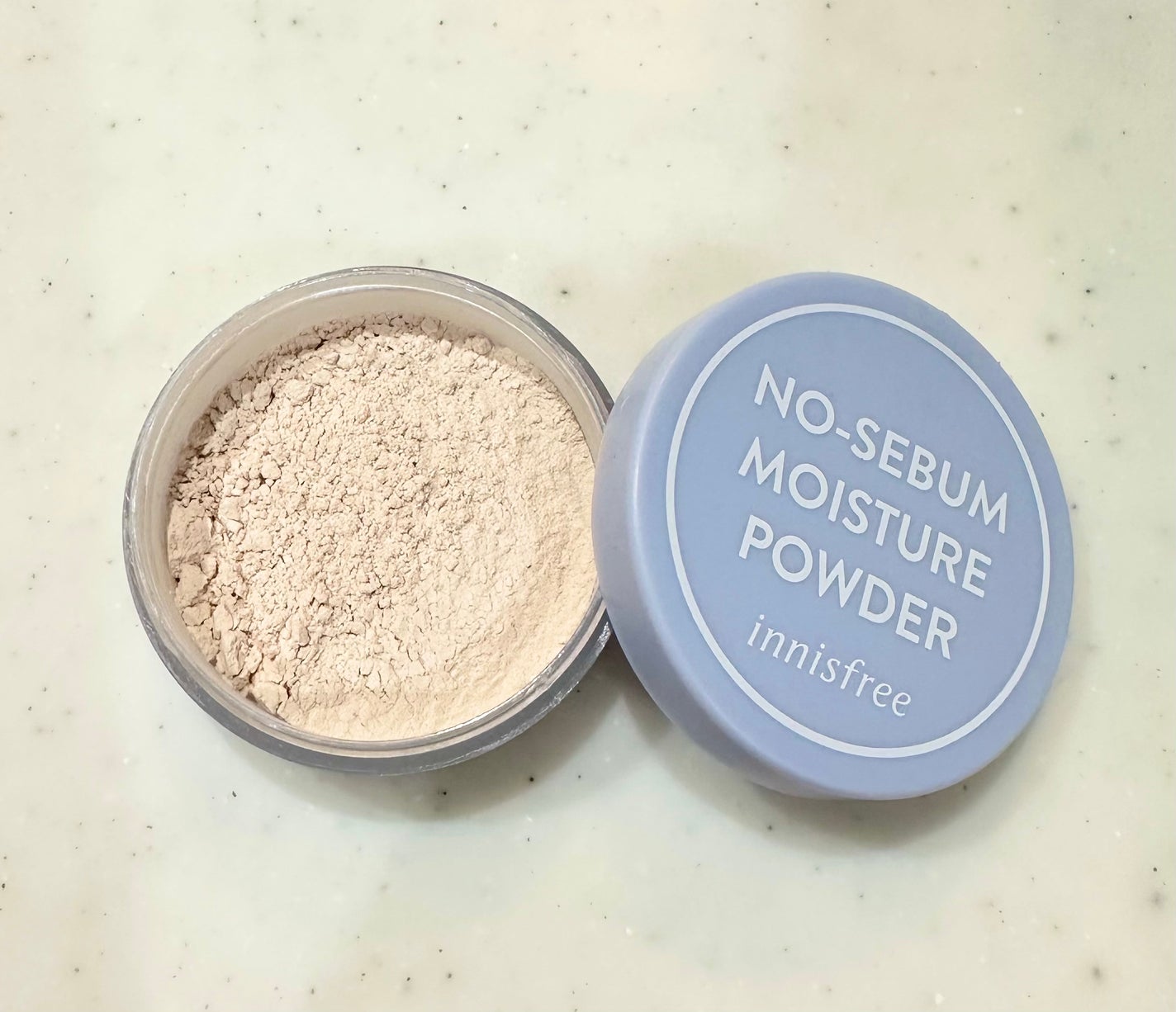 ノーセバム モイスチャーパウダー S/innisfree/フェイスパウダーを使ったクチコミ(2枚目)