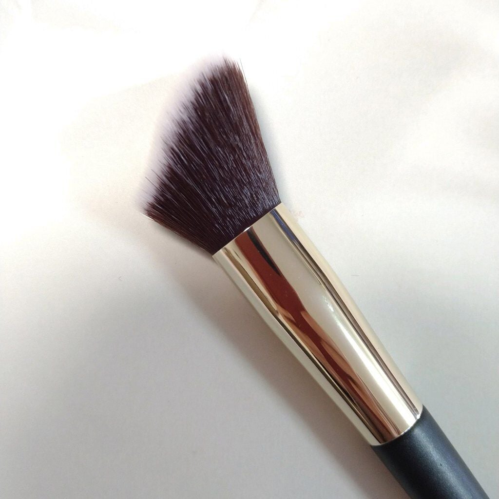 コントアメイクアップブラシ /ロージーローザ/メイクブラシを使ったクチコミ(3枚目)