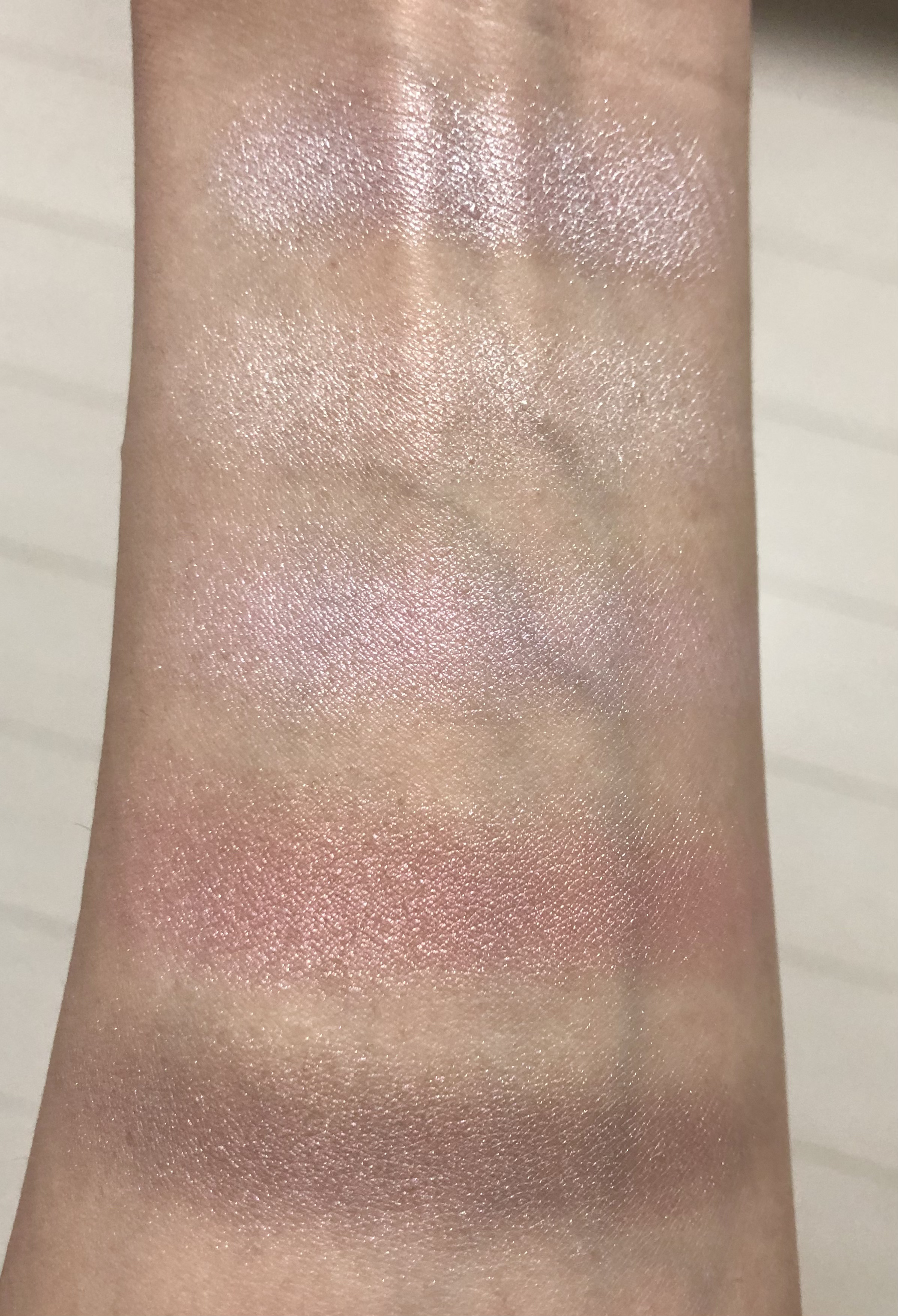 週末値下げ！☆新品未使用☆ディオール　コスメ　サンククルール　まとめ売り Dior（ディオール）の名品アイシャドウから限定カラーが発売