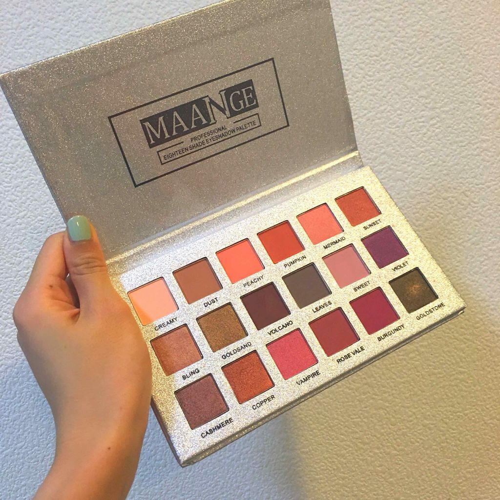 18 SHADE EYESHADOW PALETTE/MAANGE/アイシャドウパレットを使ったクチコミ(1枚目)