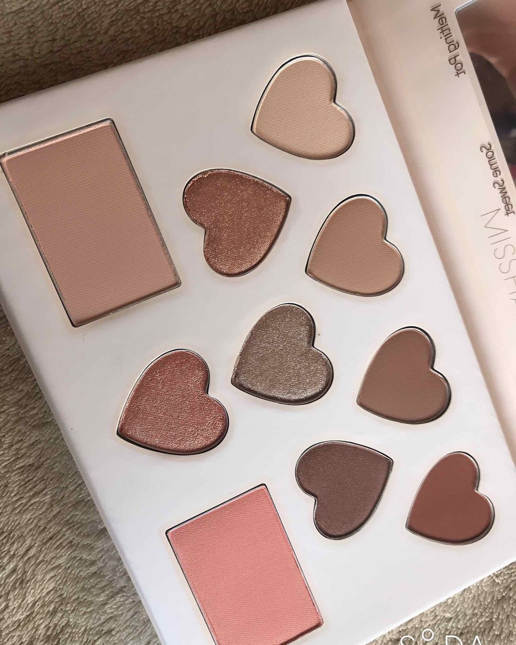 カラーフィルターシャドウパレット(ラインフレンズエディション)/MISSHA/アイシャドウパレットを使ったクチコミ(3枚目)