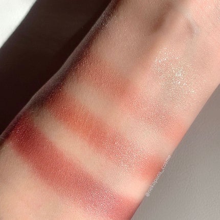 シグニチャー カラー アイズ/SUQQU/アイシャドウパレットを使ったクチコミ(5枚目)