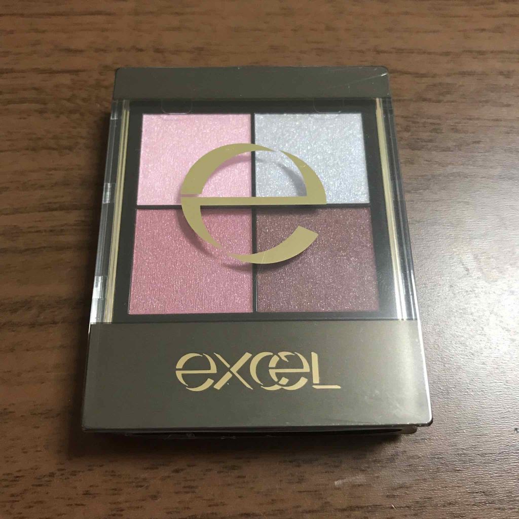 リアルクローズシャドウ/excel/アイシャドウパレットを使ったクチコミ（1枚目）