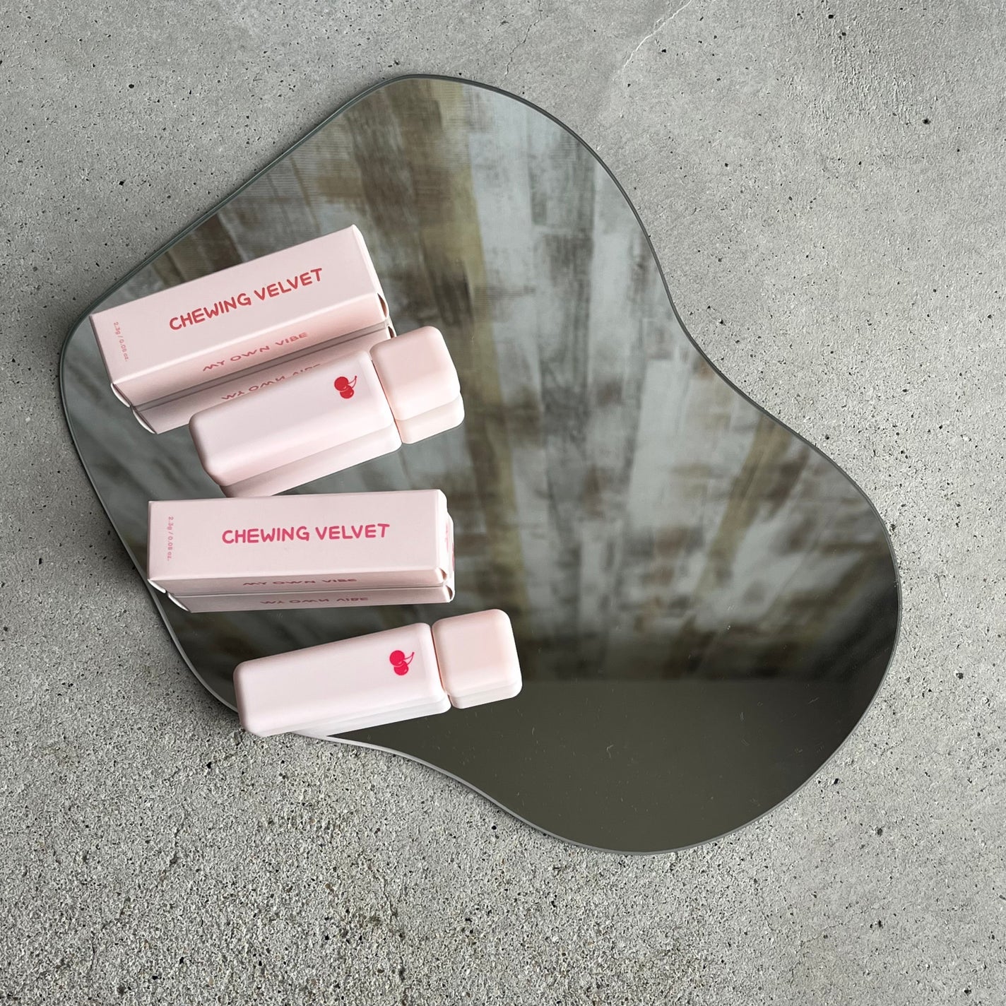 チューインガムベルベットティント/KIRSH(キルシー)/リップティントを使ったクチコミ(1枚目)