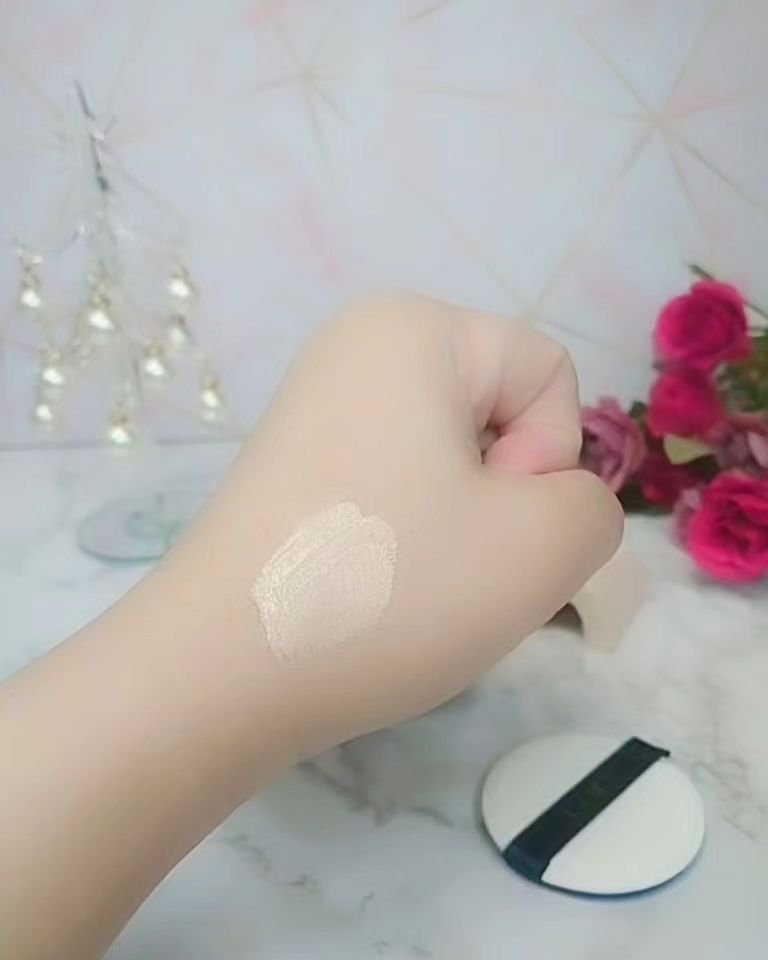 V コラーゲン アンプル クッション ＃10 Rose Beige/LIME/クッションファンデーションを使ったクチコミ（3枚目）