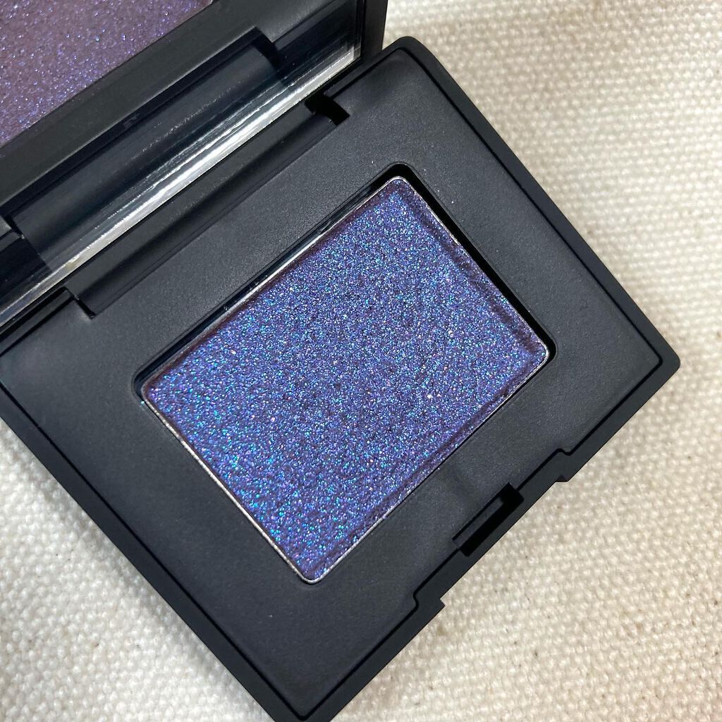 ハードワイヤードアイシャドー 5347/NARS/単色アイシャドウを使ったクチコミ（2枚目）