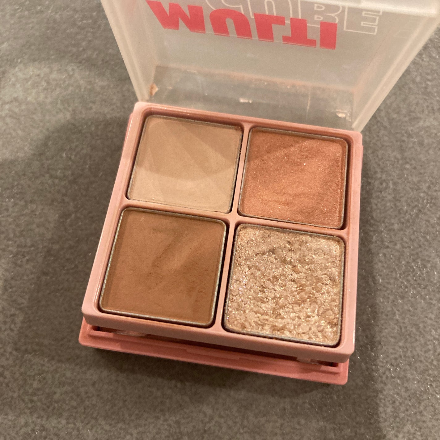 マルチキューブ/i’m meme/アイシャドウパレットを使ったクチコミ(2枚目)