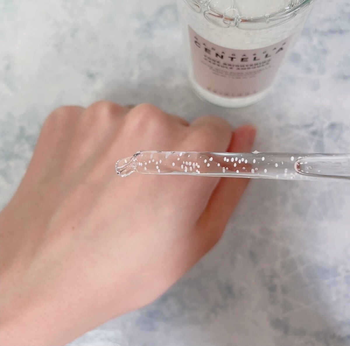 トーンブライトニング カプセルアンプル/SKIN1004/美容液を使ったクチコミ(4枚目)