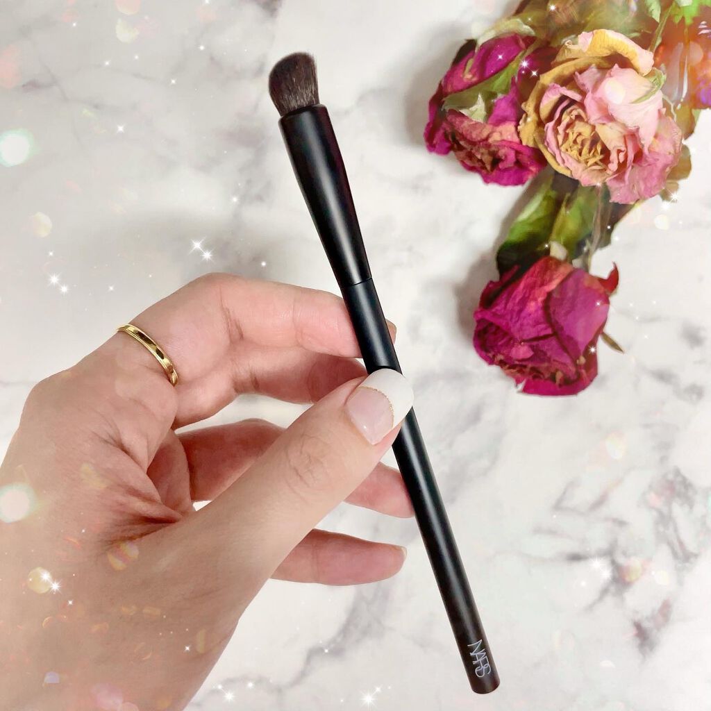 ハイピグメントアイシャドーブラシ #24/NARS/メイクブラシを使ったクチコミ(2枚目)