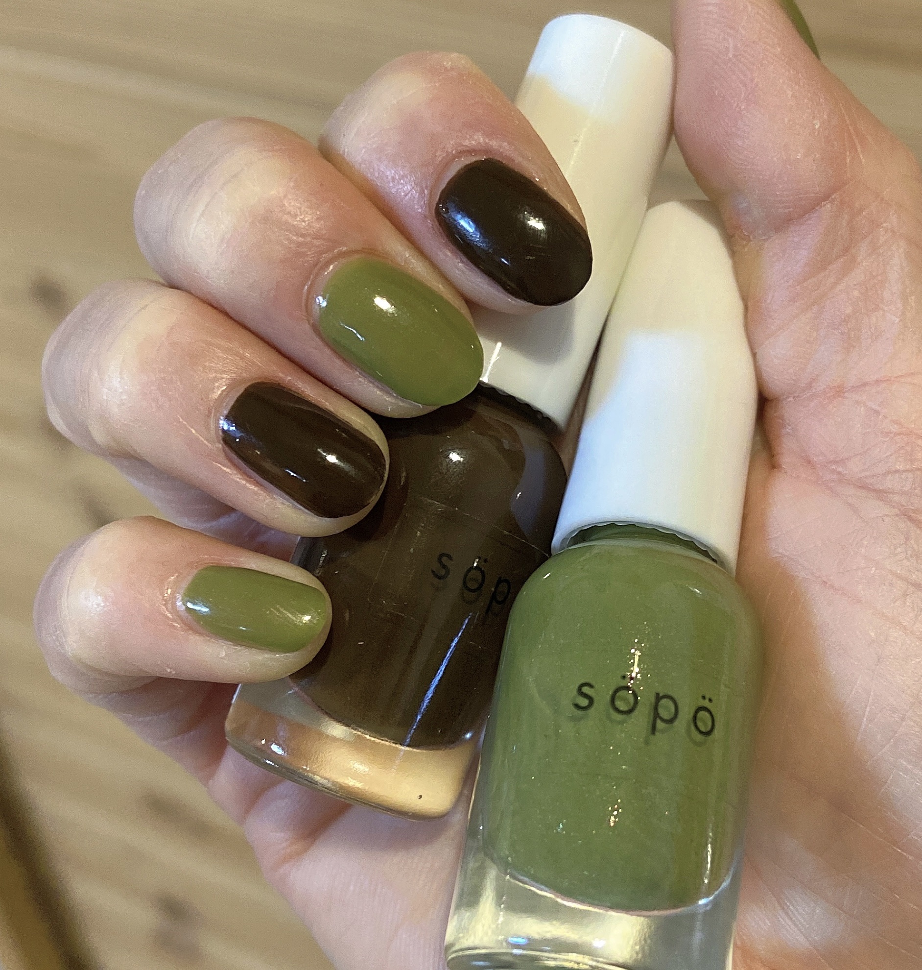ネイルポリッシュ 08 リーフガーデン/sopo/マニキュアを使ったクチコミ（3枚目）
