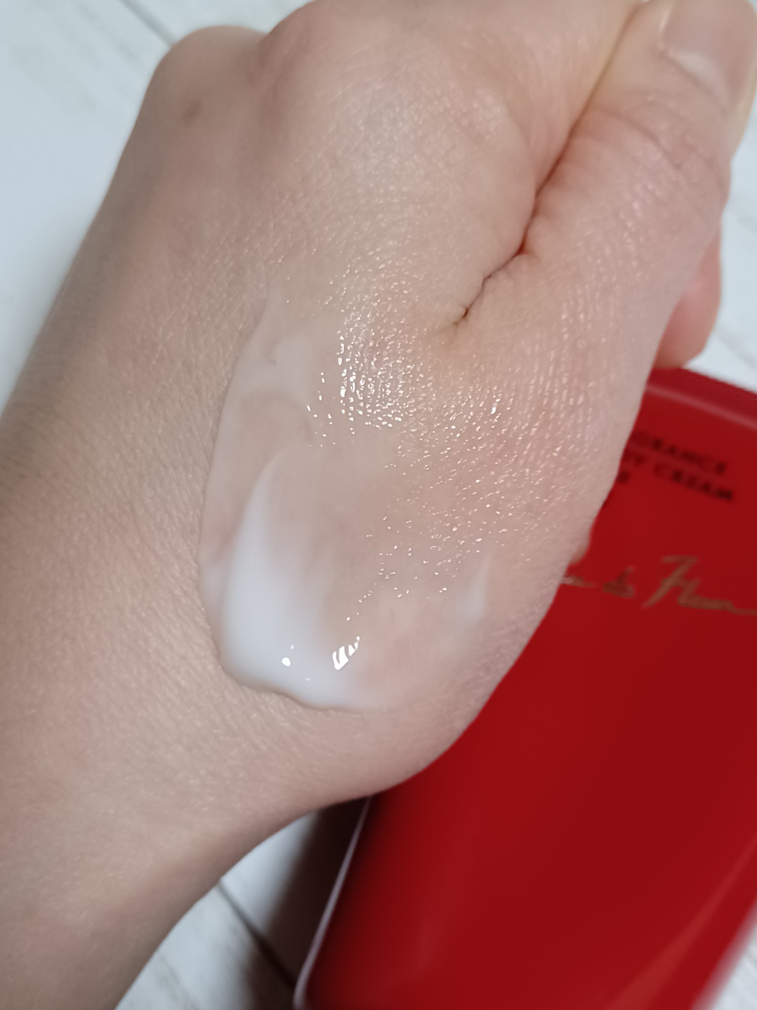 フレグランスボディクリーム ローズ/オー ド フルール/ボディクリームを使ったクチコミ（2枚目）