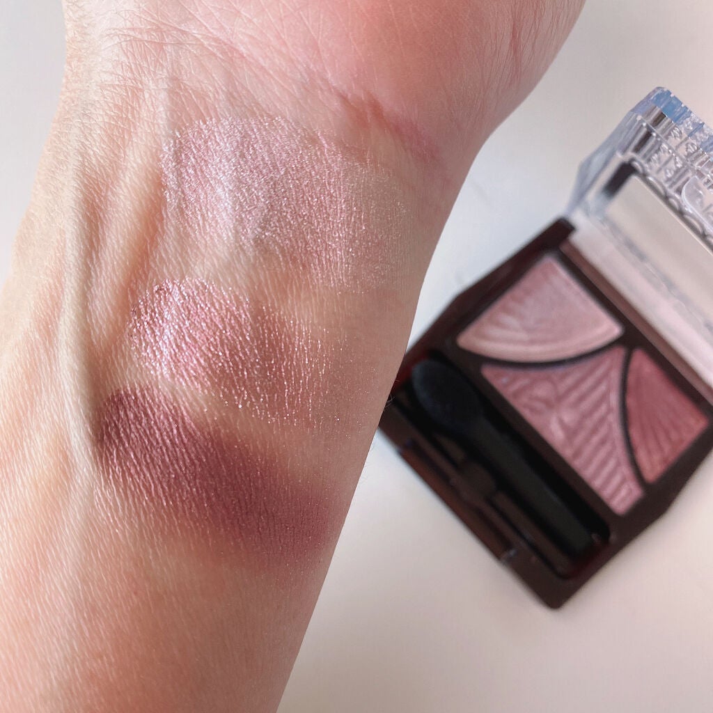 ジューシーピュアアイズ/キャンメイク/アイシャドウパレットを使ったクチコミ(3枚目)