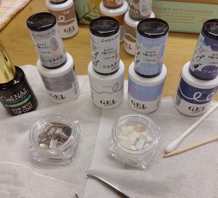 ジェルネイル(ライト対応)/セリア/ジェルネイルを使ったクチコミ(4枚目)