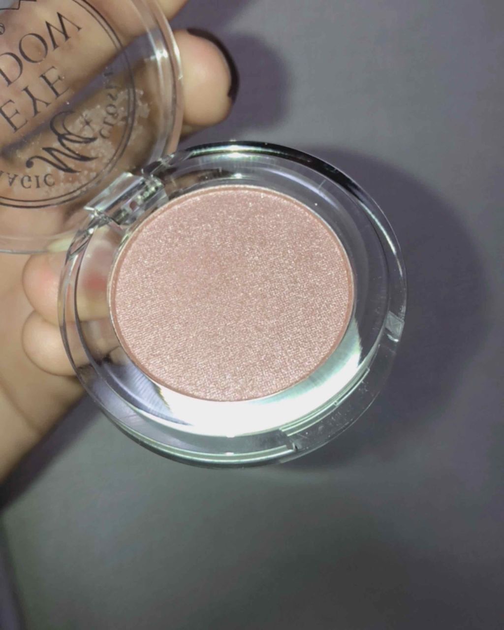 MCアイシャドウ/MAGIC CLOSET/単色アイシャドウを使ったクチコミ（2枚目）