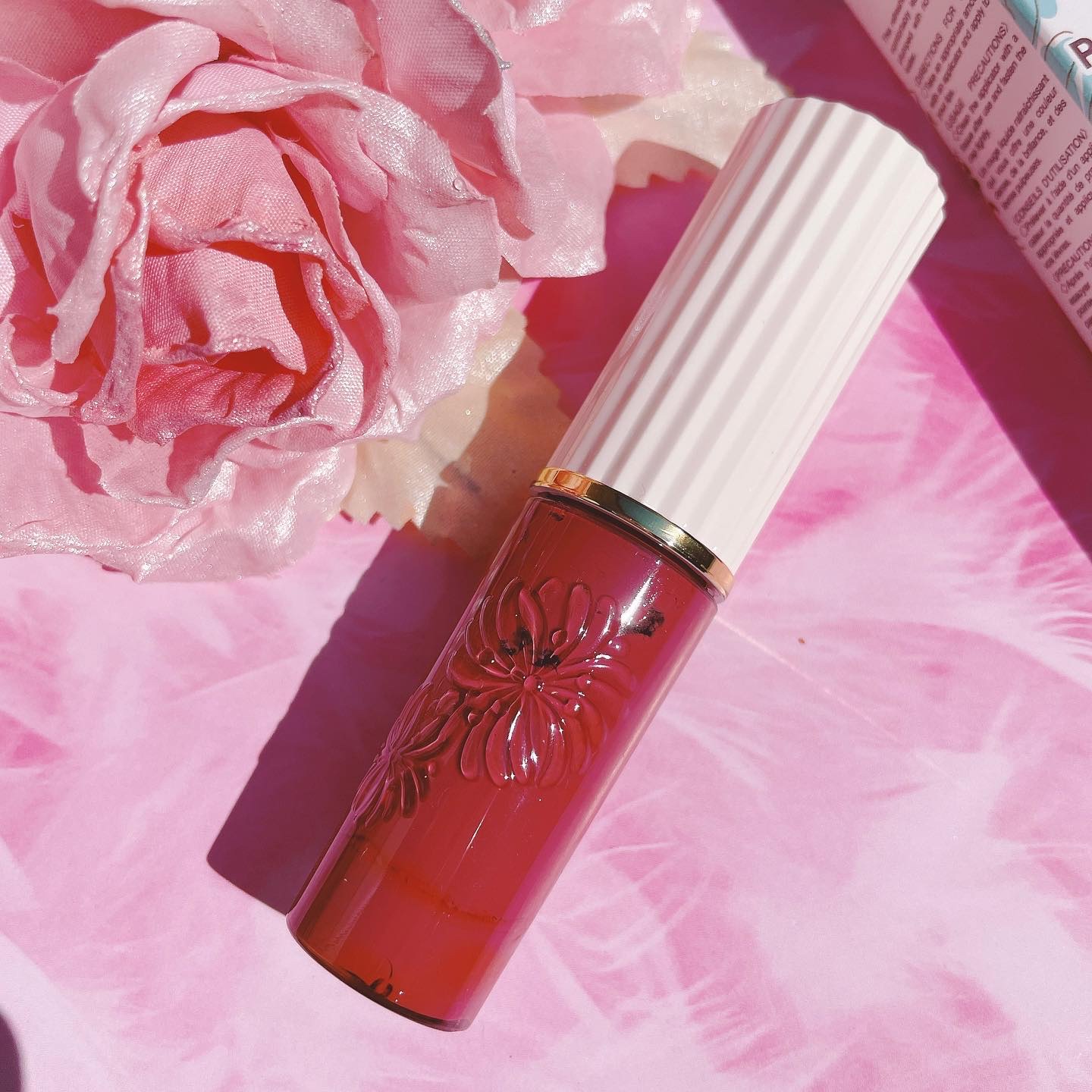 リキッドルージュ シャイン(1/5新発売) 05 アプレミディ（リラックスタイムもシックにきめるローズブラウン）/PAUL & JOE BEAUTE/口紅を使ったクチコミ（3枚目）