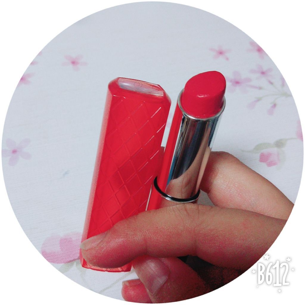 カラーバースト リップ バター/REVLON/口紅を使ったクチコミ(2枚目)