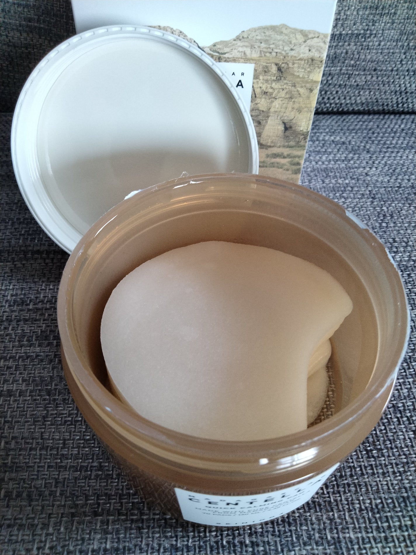 shiny_lips_a6dm on LIPS 「センテラ クイックカーミングパッド使ってみました!!カーミング..」(2枚目)