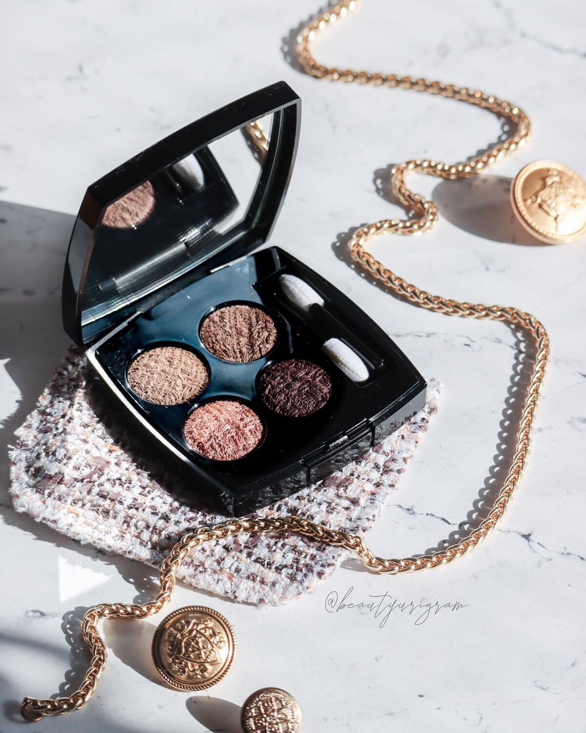 レ キャトル オンブル ツイード/CHANEL/アイシャドウパレットを使ったクチコミ（1枚目）