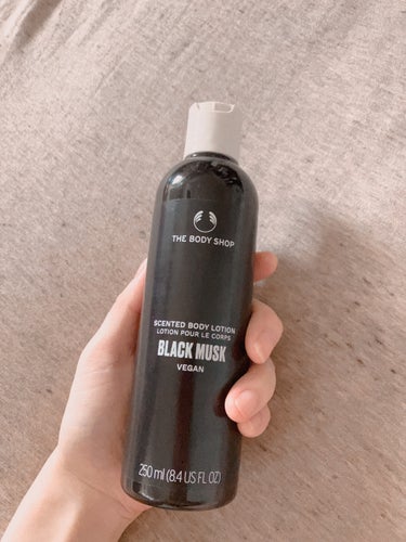 THE BODY SHOP ブラックムスク ボディローションのクチコミ「THE BODY SHOPのブラックムスク
ボディーローション。

匂いはムスクの匂いを凄く甘.....」（1枚目）