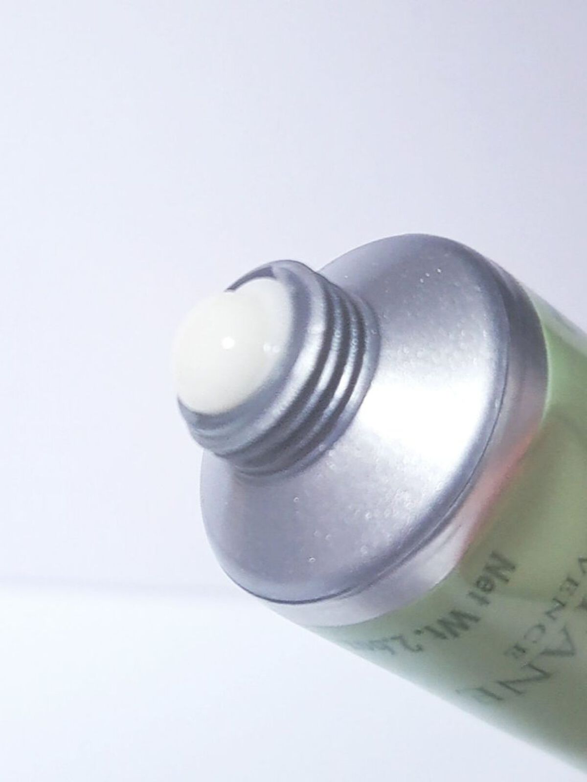 アマンドシェイプ リフレッシュレッグジェル/L'OCCITANE/レッグ・フットケアを使ったクチコミ（2枚目）