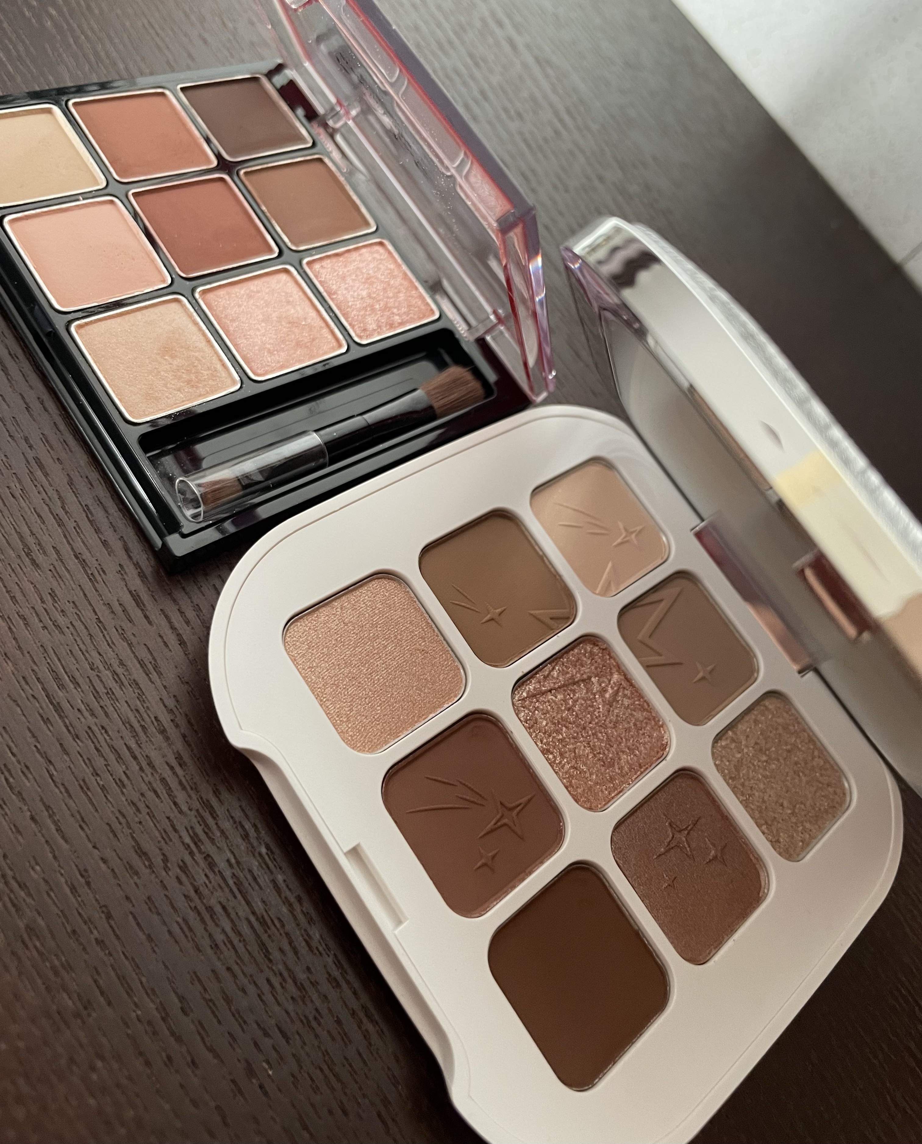 PERFECT DIARY (パーフェクトダイアリー)「原石」9色アイシャドウ　クリスマス限定/PERFECT DIARY/アイシャドウパレットを使ったクチコミ（3枚目）